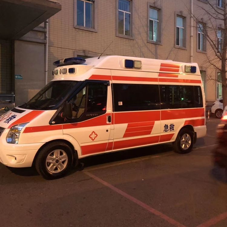 右玉夜间租赁救护车护送病人转院：安全转运的 8 大核心注意事项